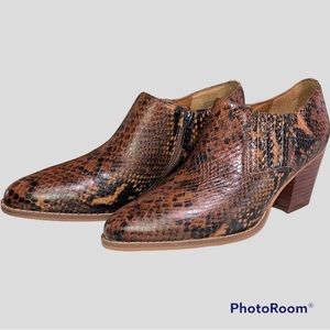 Franco Sarto leather ankle boots size 7.5M